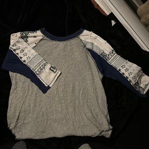 FP TOP IN NAVY WHITE AND GRAY SUZE MEDIUM